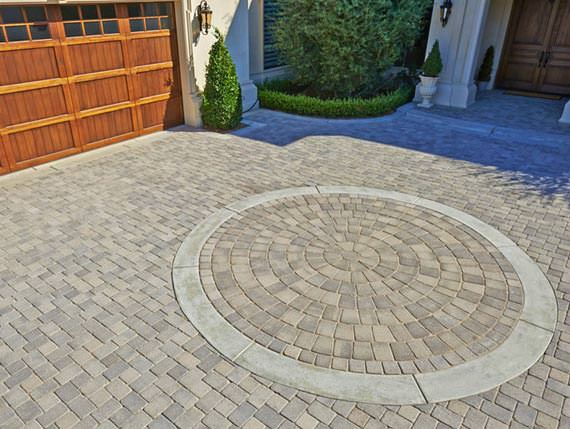 Circular medallion paver driveway